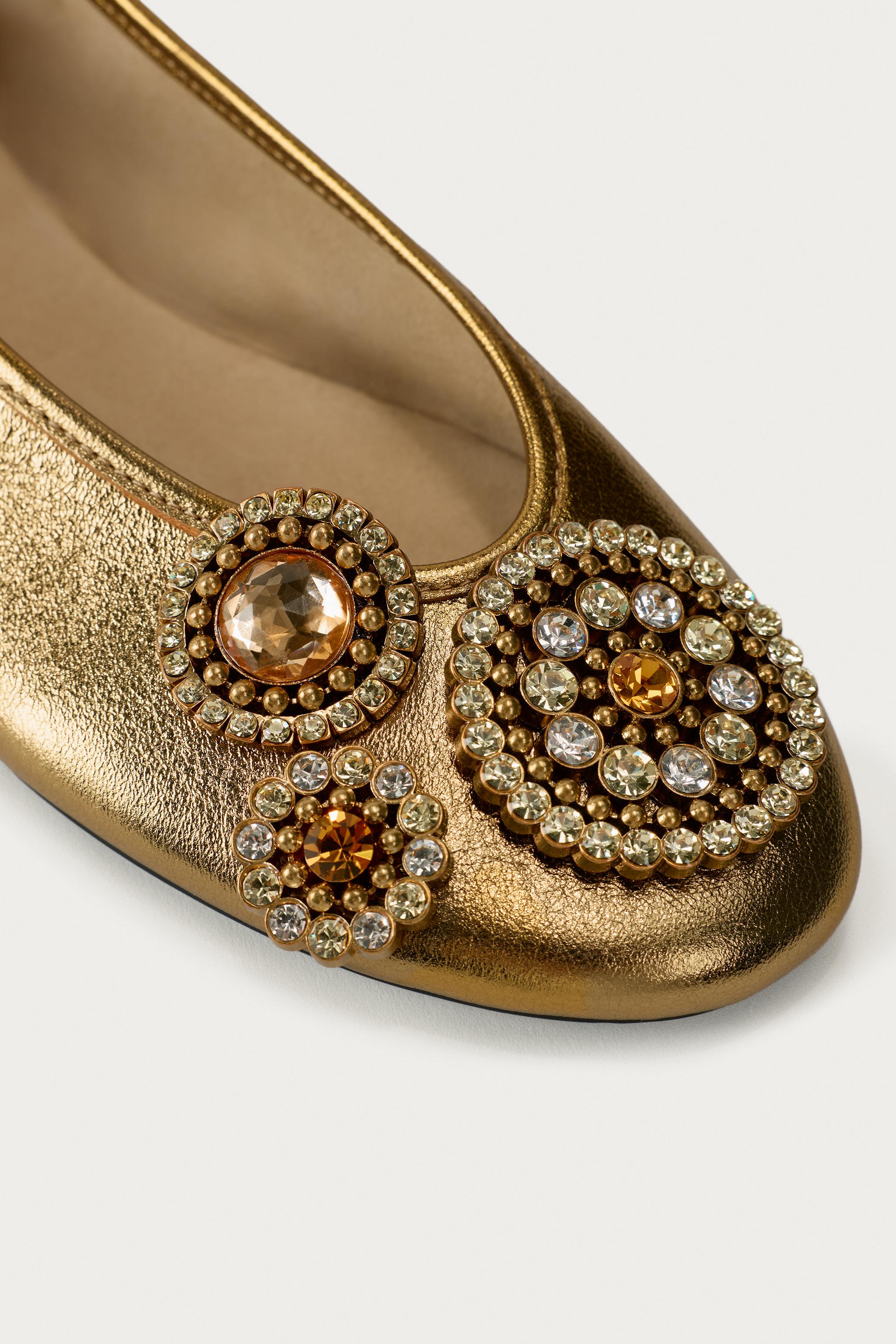 MARISA BERENSON X ZARA LEATHER BALLET FLATS